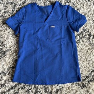 Figs Scrub Top